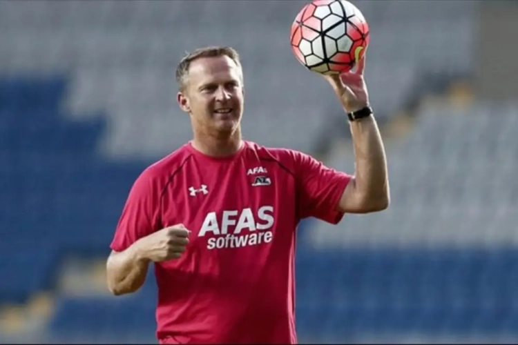 Bruges défait par la bande à Van den brom