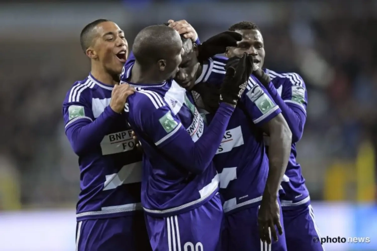 Tielemans a joué son meilleur match...sans Defour: "Ils sont concurrents"
