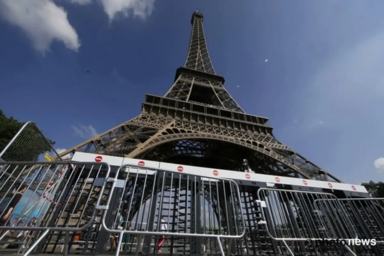 Une Tour Eiffel Noir-Jaune-Rouge pendant l'Euro ? C'est possible grâce à vous !