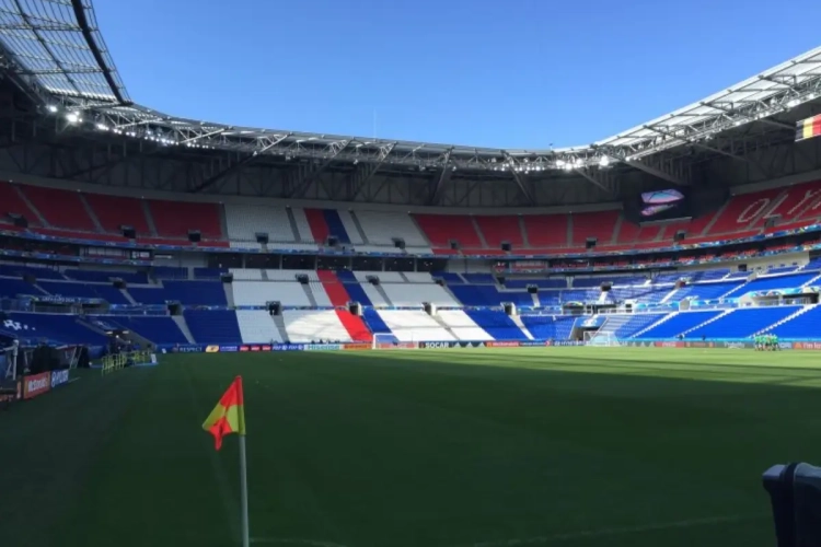 Covid-19 : le beau geste du club de Jason Denayer