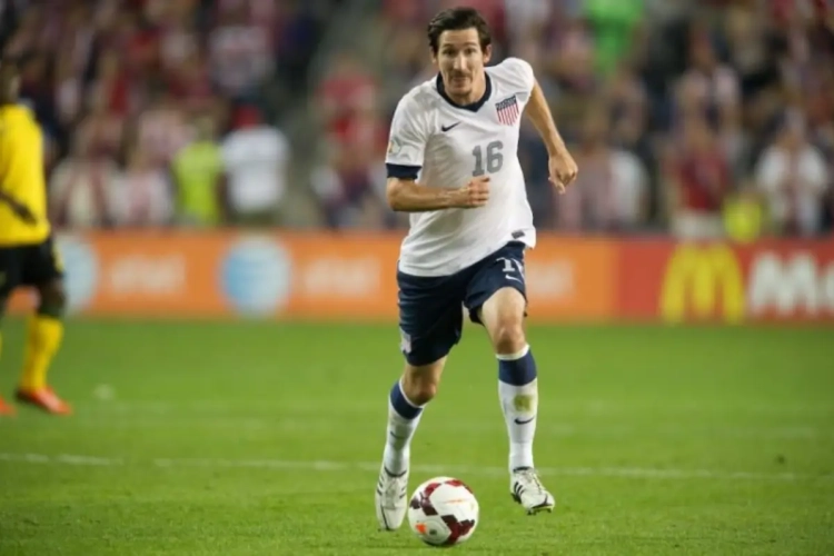 Un but et deux assists en 25 minutes pour Sacha Kljestan (VIDEO)