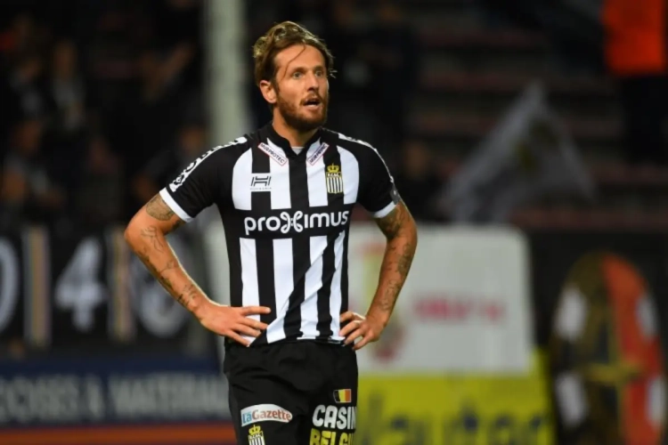 Le groupe de Charleroi pour aller à Ostende: plusieurs absents de Marcq