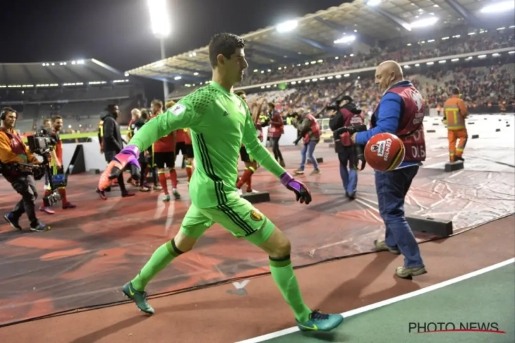 Courtois relativise ses statistiques: "Apparemment, je suis le plus mauvais d'Angleterre"