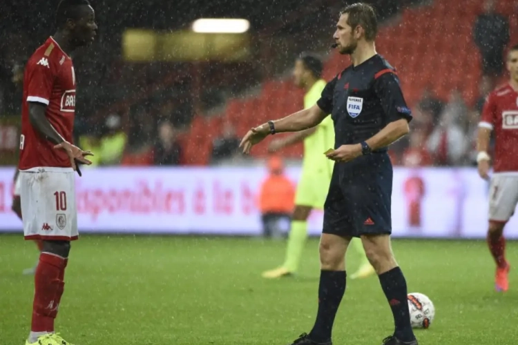 Un Roumain pour siffler le match contre l'Estonie