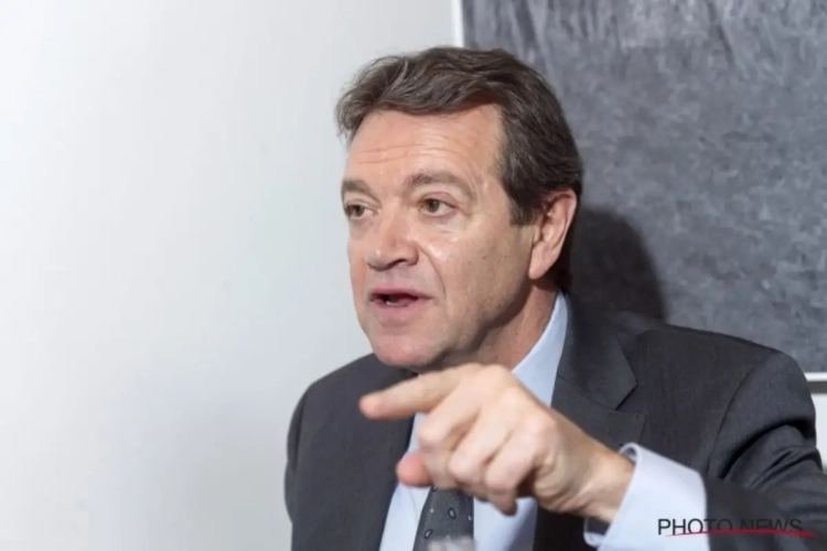 Gand ouvre la porte à deux départs