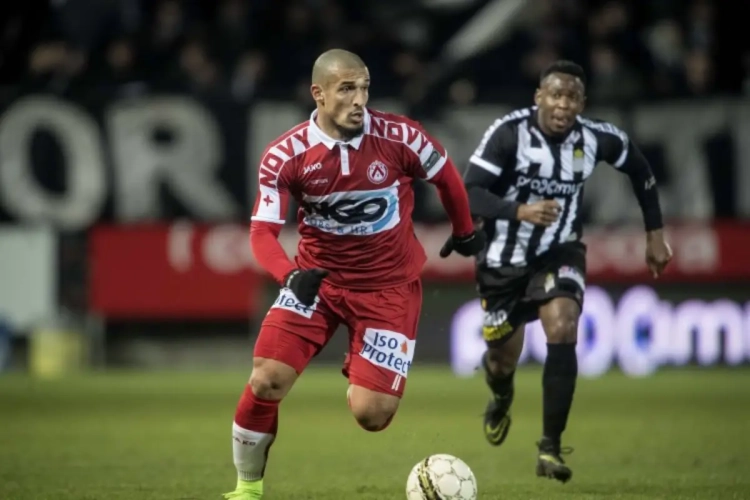 Saadi remercie le public carolo de son soutien: "Pas tous dans le même sac"