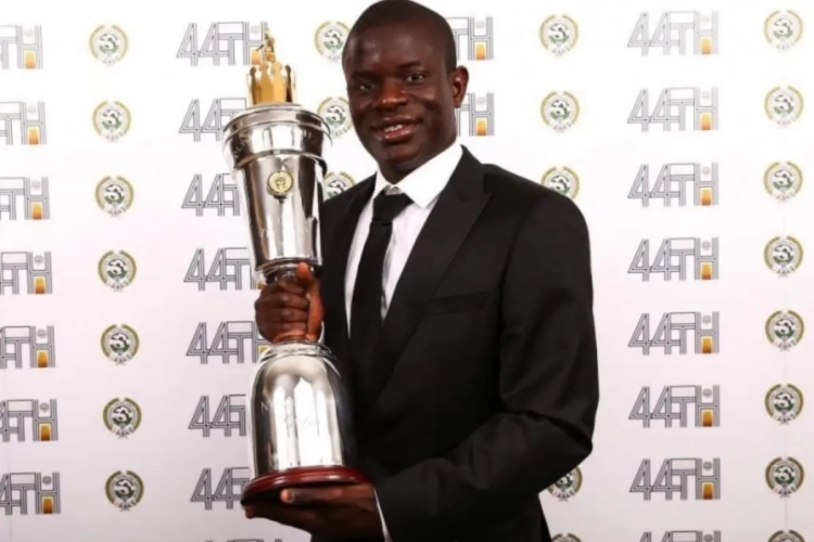 N'golo Kanté ou le triomphe du bosseur: à quand en Jupiler League?