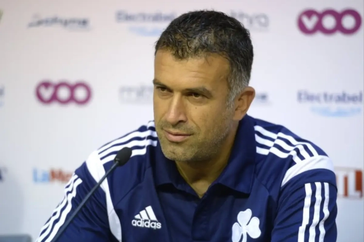 OFFICIEL : Un coach grec en remplacement de Belhocine à Courtrai