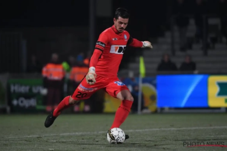 Situation difficile pour Thoelen : "Le coach a le droit, mais je ne suis pas d'accord"