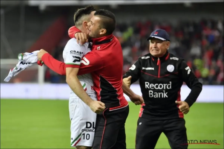 Kaya a fêté son but dans les bras de son pote Cordaro et "espère qu'il aura sa chance"