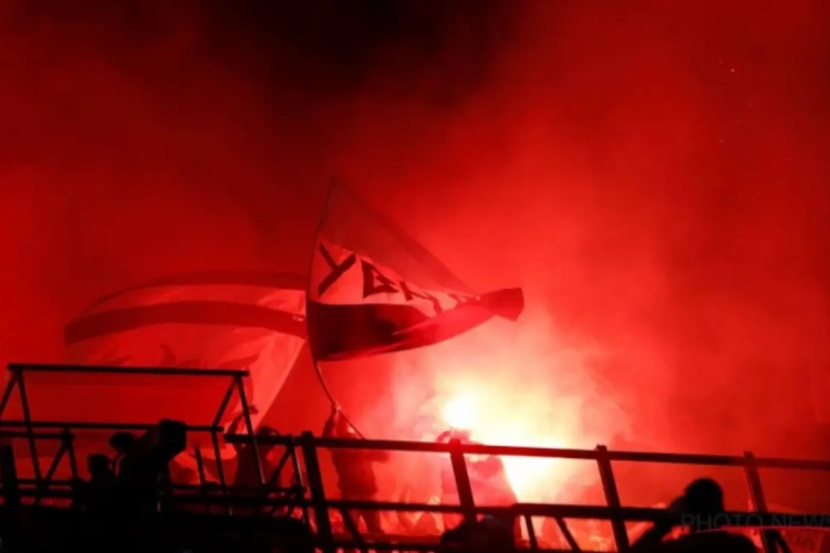 🎥 Les supporters du Milan AC mettent le feu  ! 