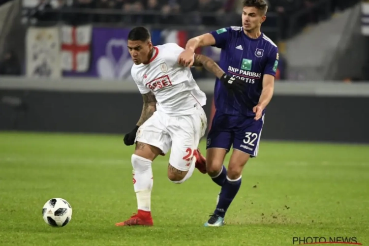 Un ancien Brésilien du Standard explique la situation de Carlinhos: "Pour s'imposer en Belgique, il faut accepter de souffrir"