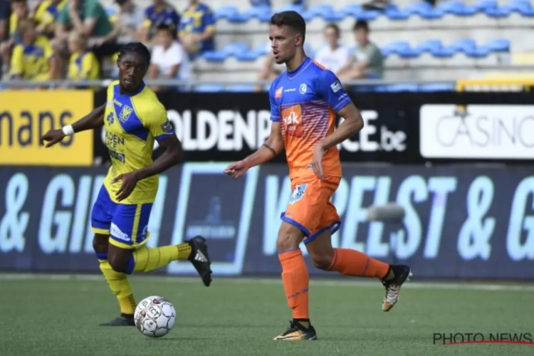 Officiel: Gand prête un jeune défenseur en Eredivisie