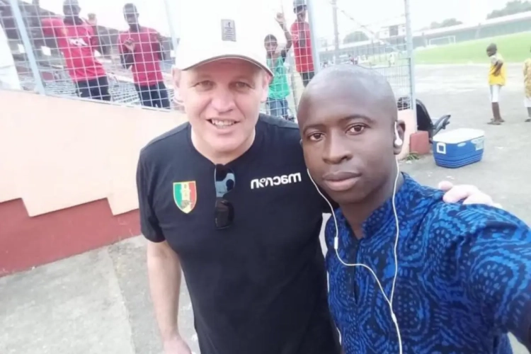 Un Belge coach adjoint de la Guinée