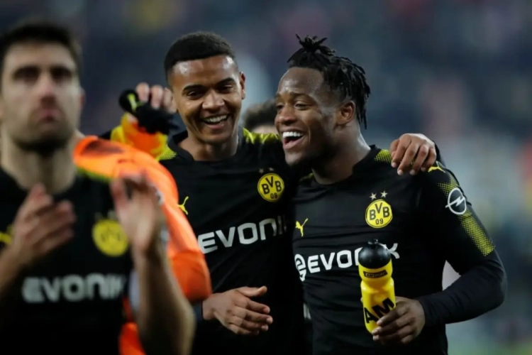 Batshuayi en extase devant le but de Payet