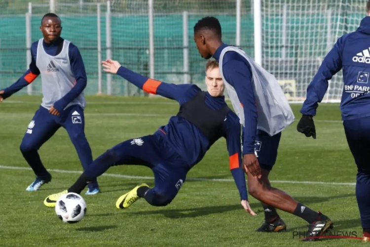 Sambi Lokonga impressionné par Teodorczyk: "Sa manière d'être est assez spéciale"