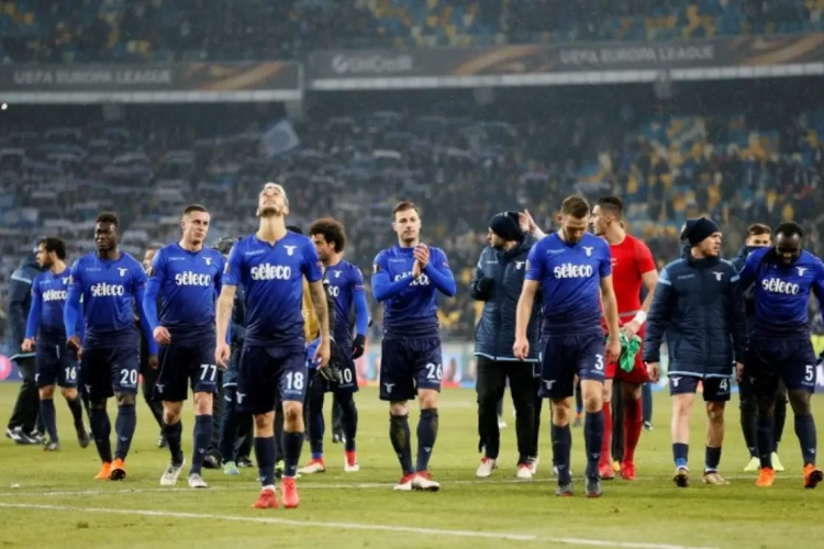 La Lazio s'impose et met la pression au pied du podium