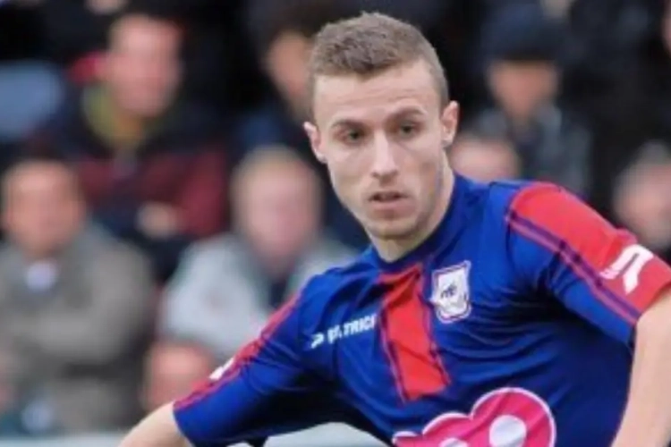 Axel Dheur a répondu : "Tout bon pour la confiance"