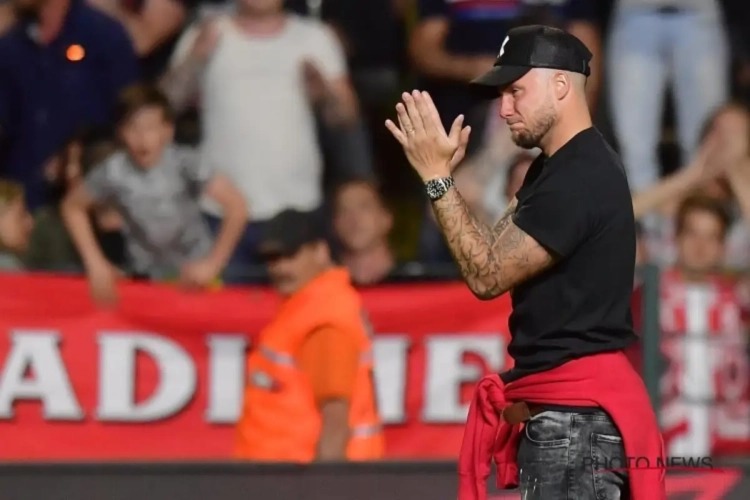 ? Le salut du gardien de Waasland-Beveren Debaty aux fans de l'Antwerp fait jaser