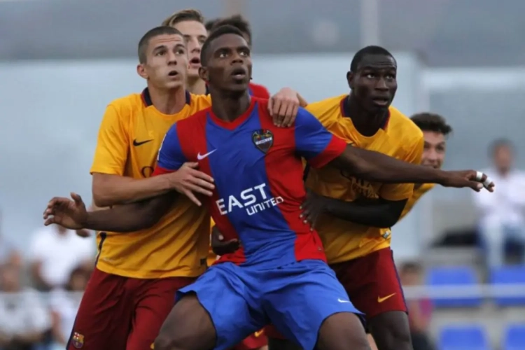 Un défenseur portugais arrive à Eupen