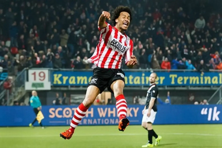 Officiel : Un Belge jouant aux Pays-Bas signe dans un club français 