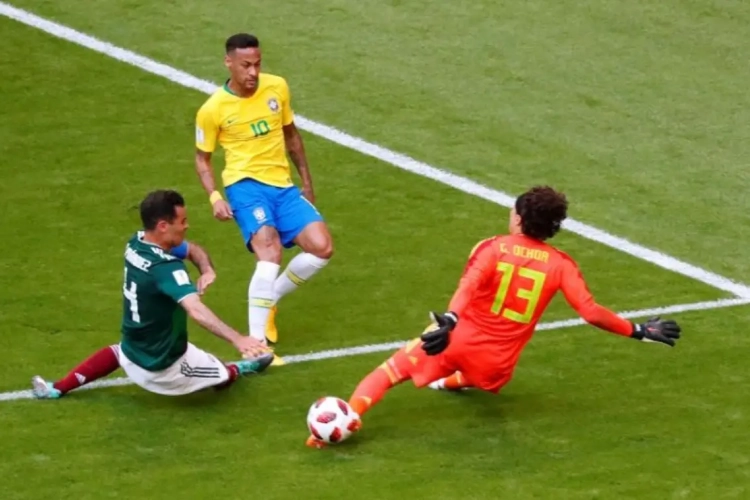 Malgré un très bon Ochoa, le Brésil parvient à sortir le Mexique ! 