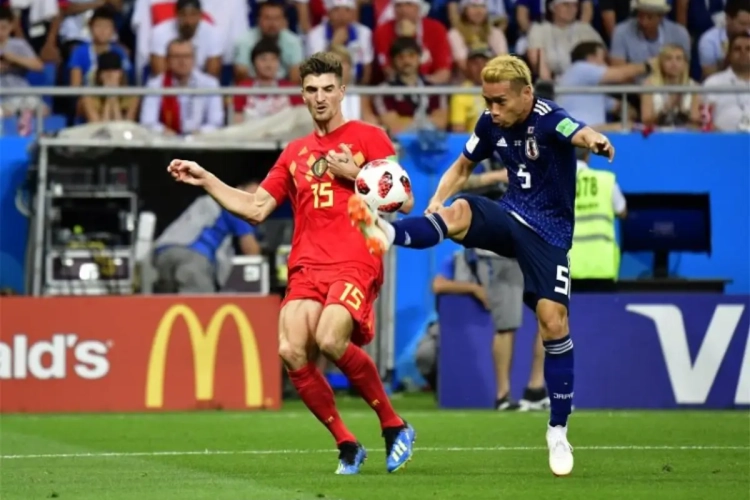 Ben Arfa fait l'éloge des latéraux, dont Thomas Meunier: "Des numéros 10 de couloir"