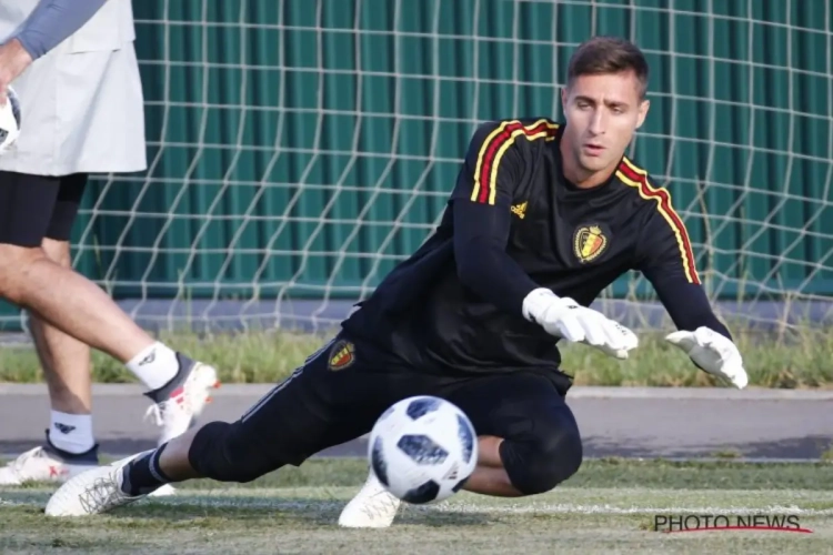 Casteels réagit aux rumeurs l'envoyant au Barça