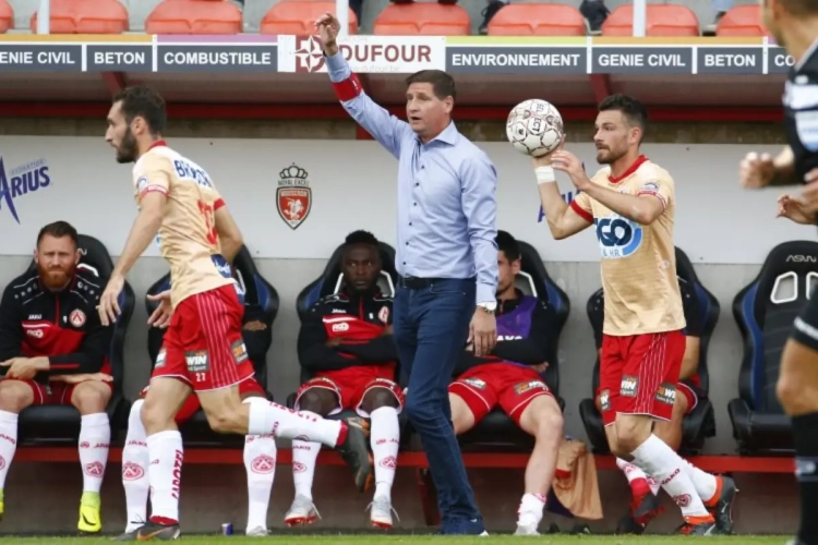 Glen De Boeck n'a pas du tout apprécié la prestation de ses hommes: "Mouscron mérite amplement sa victoire"