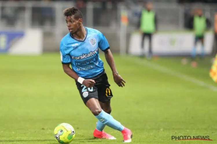 🎥 Match nul pour Selemani face à un grand d'Afrique : une invasion du terrain pour fêter ça