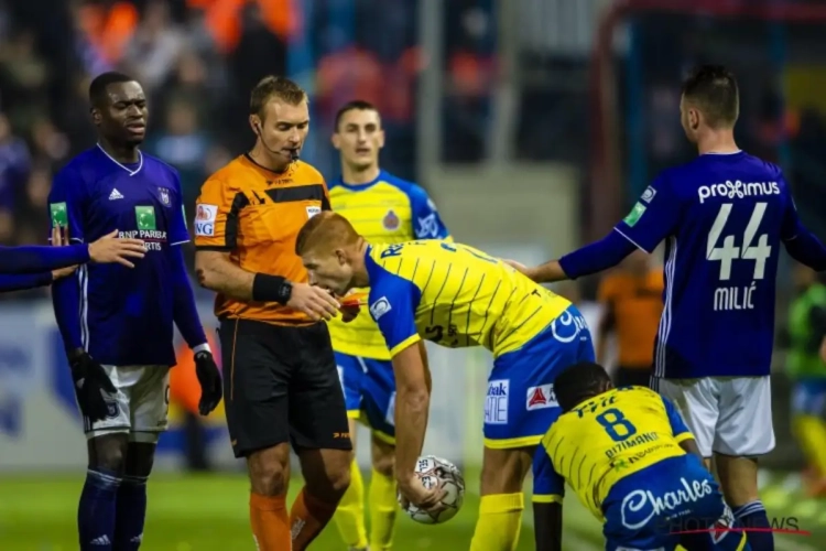 Vanhaezebrouck très énervé sur "l'auto-but à huit millions"