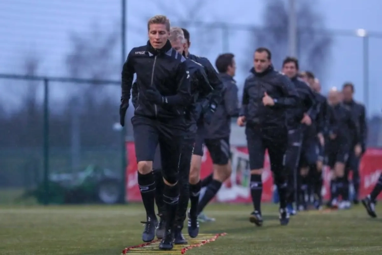 Les arbitres exigent une augmentation ; ces sept referees siffleront en Play-Offs 1