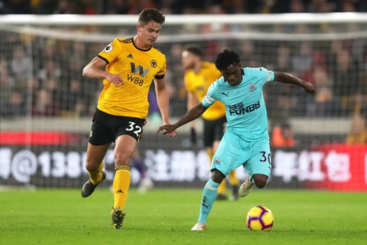 Leander Dendoncker donne à nouveau sa préférence pour un poste en particulier