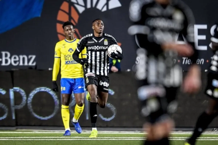Le Sporting Charleroi peut à nouveau compter sur ses cadres offensifs