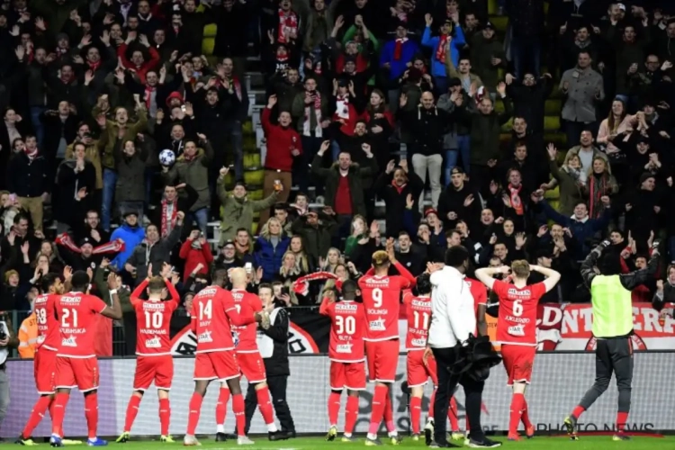 Deux jeunes signent leur premier contrat pro avec l'Antwerp