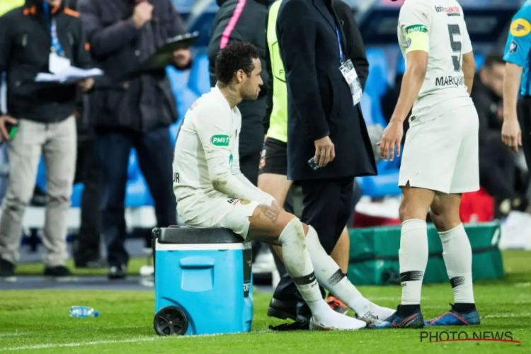 Une légende brésilienne prend la défense de Neymar