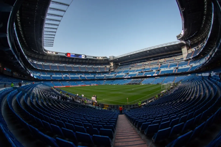 Pas de supporters avant 2021 ? Le Real Madrid réfléchit à une compensation