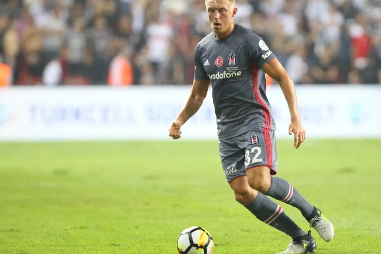 Officiel: L'AS Eupen frappe fort et attire un joueur comptant presque 300 matchs en Bundesliga