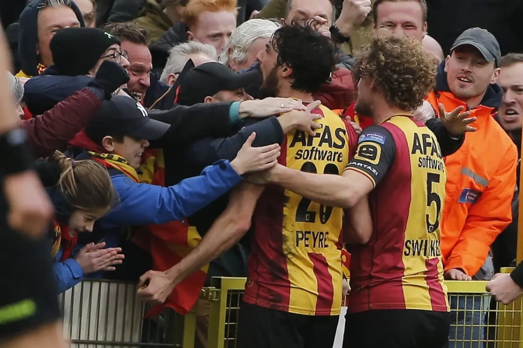Thibault Peyre honoré par ses supporters : "Cela fait plaisir, j'aime ce club"