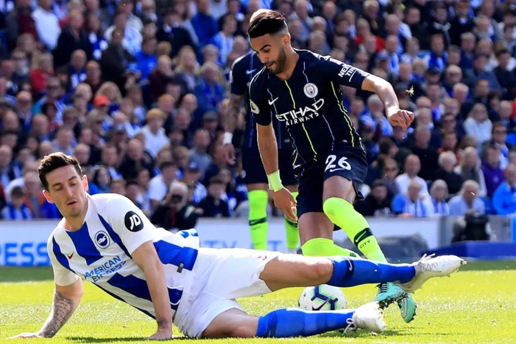Quand Riyad Mahrez confie avoir failli signer à l'Olympique de Marseille : "Mon club de cœur"