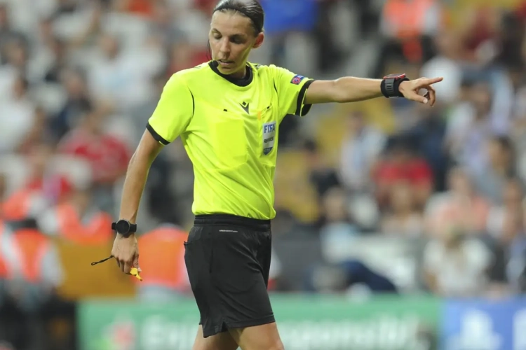 Les arbitres de Ligue 1 "sous écoute" ? 