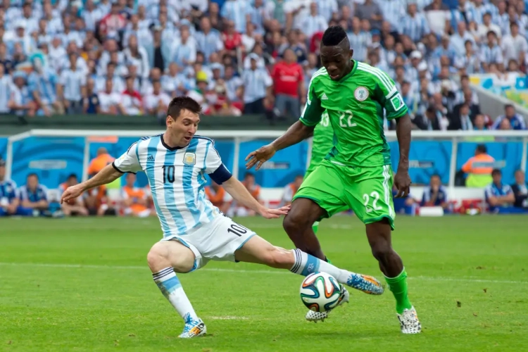 Le frère d'un international nigérian en test à Waasland-Beveren 