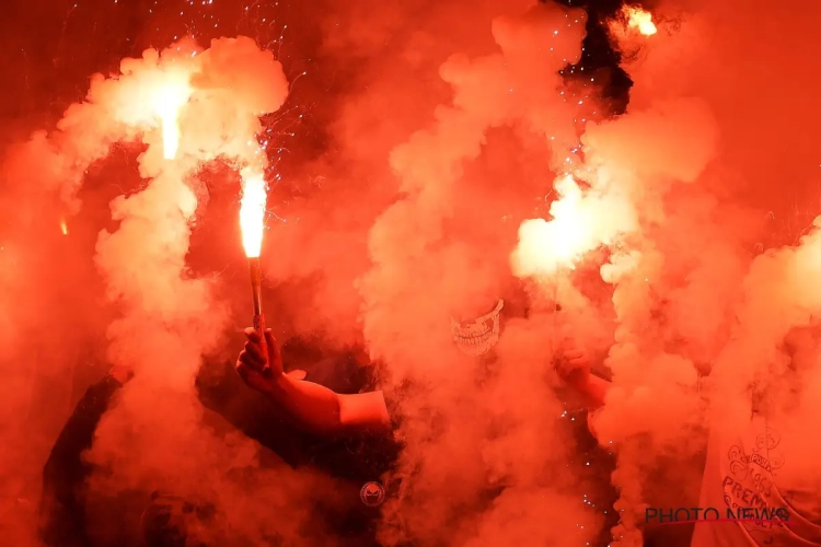 Protection en fil de fer barbelé, cagoules interdites : le titre attribué lors d'un derby...comme Anderlecht en 2007 ?