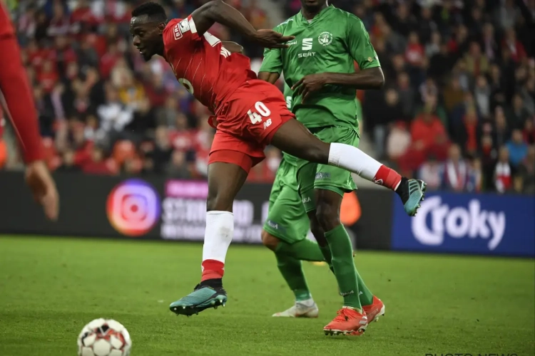 Lommel s'est défendu avec ses moyens au Standard : "Ça m'a énervé"