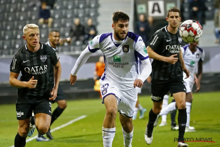 Utilisé comme une roue de secours à Anderlecht, mais... "Je veux rester là"