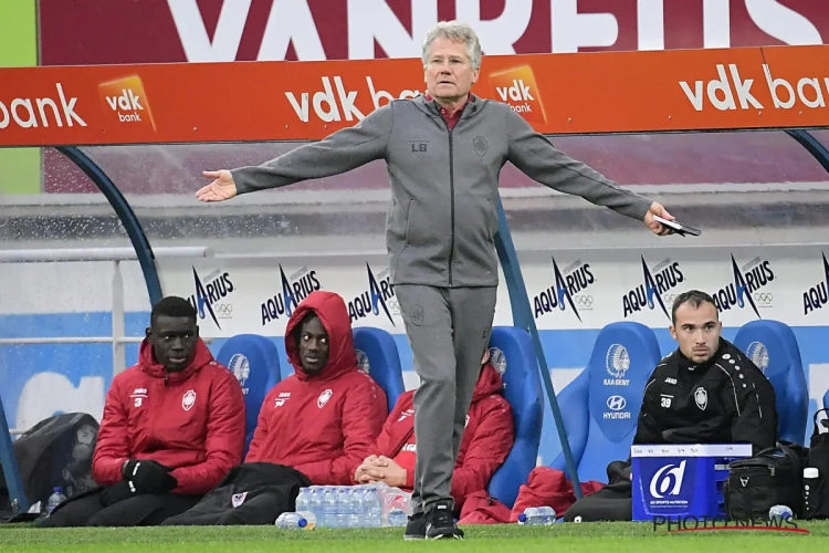 Manuel Benson veut jouer, Lazlo Bölöni réagit : "Je ne suis pas Jelle Van Damme"