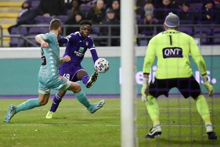 Charleroi semble inébranlable : "Il faut que ça continue le plus longtemps possible !"