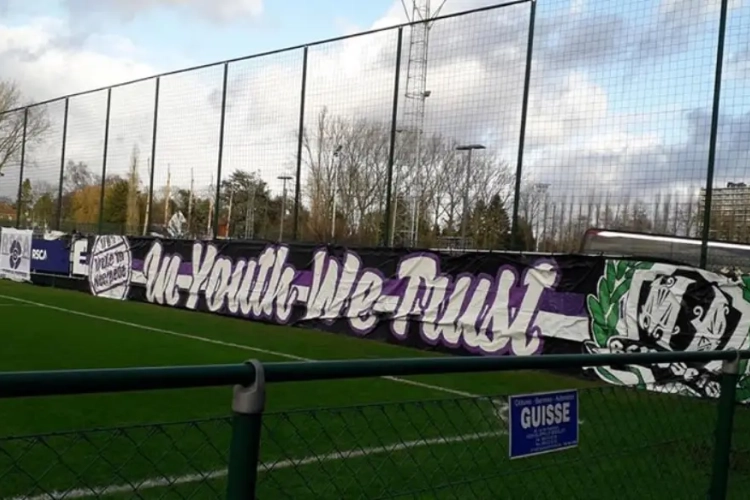 Un Fan Board plutôt calme à Anderlecht: Jos Donvil répond aux questions et aux griefs