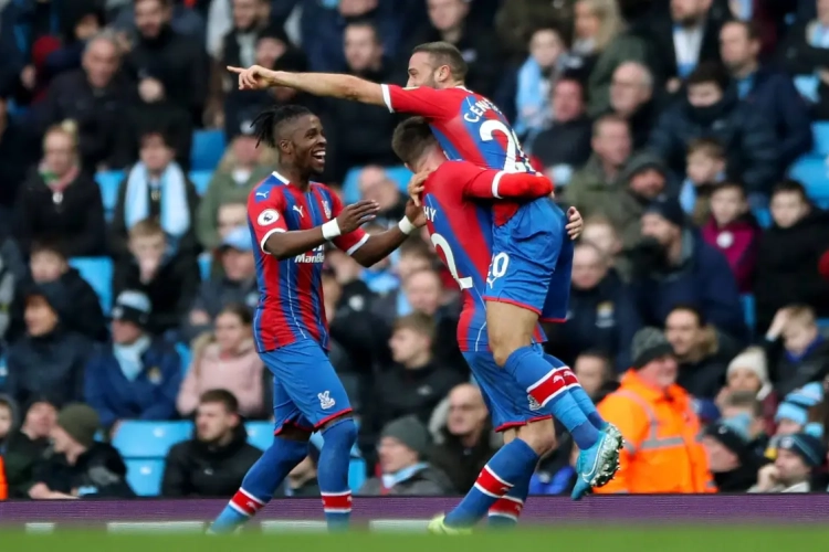🎥 Crystal Palace et Benteke s'imposent à Bournemouth avec un magnifique coup-franc de Milivojevic