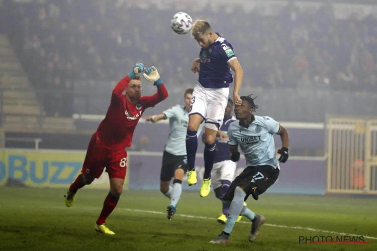 Chaque club indique qu'il ne souhaite pas recevoir le Club de Bruges et Anderlecht au début de la compétition pour une raison très claire